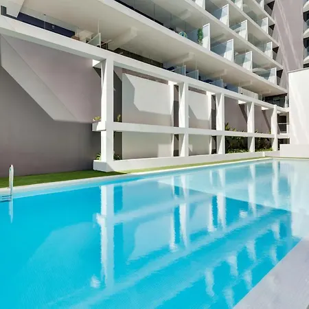 & - Premium Апартаменты Кальпе