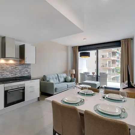 & - Premium Апартаменты Кальпе