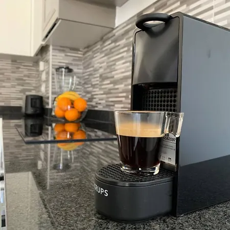 & - Premium Апартаменты *